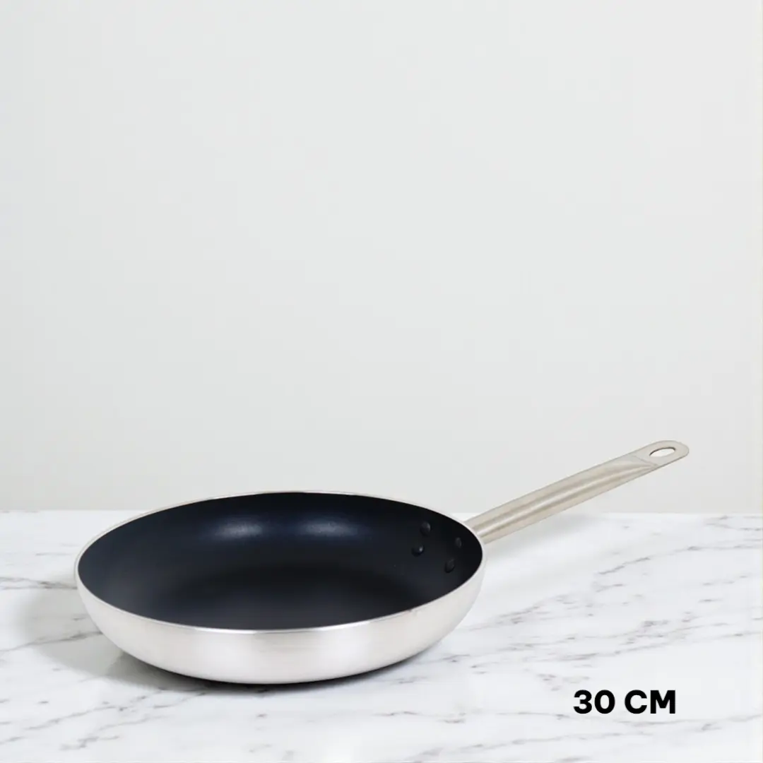 30cm Fry Pan SS + Non-Stick Induction Based Onestar → 30 সেমি ফ্রাই প্যান SS + নন-স্টিক ইনডাকশন বেসড Onestar